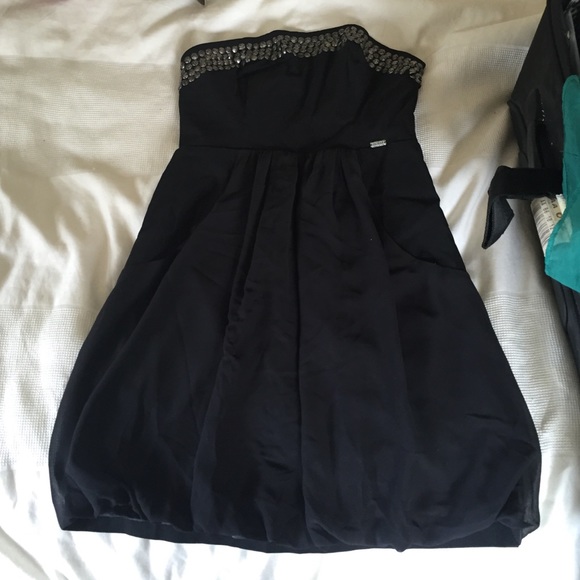 Black strapless dress