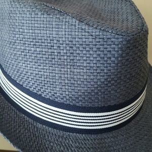 Meet your Posher, Rhonda