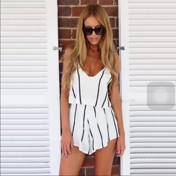White flowy shorts