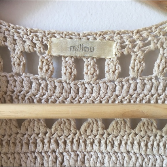 {DONATED} LF Millau Crochet Fringe Vest - Picture 4 of 4