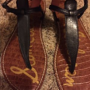 black t-strap sam edelman sandals