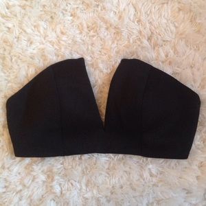 Tobi black strapless v-neck crop top