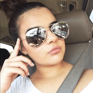 Meet your Posher, Alonna