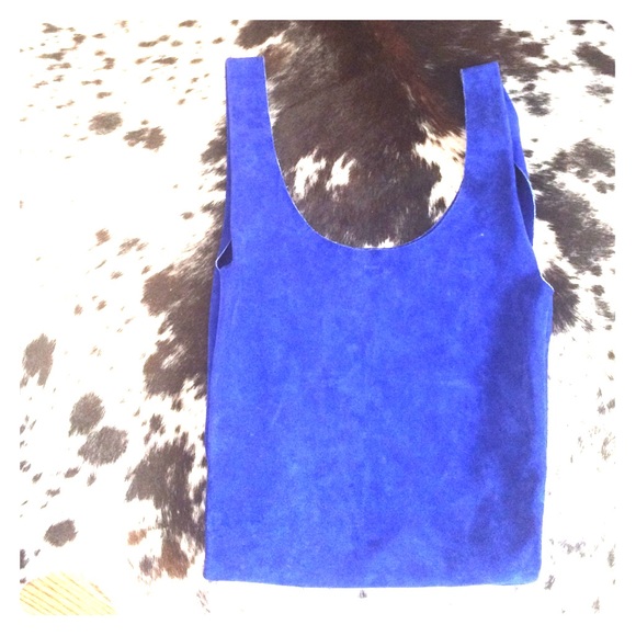 Suede blue baggu tote. Natural milled leather.