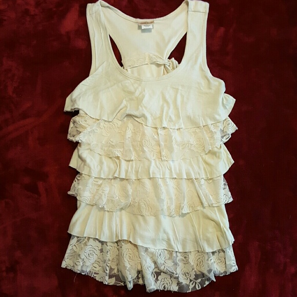 cream colored tank top lace &frill layered bow bak
