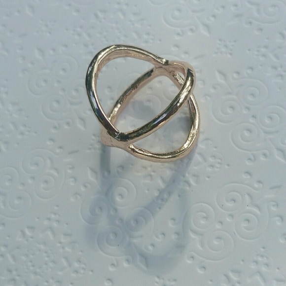 SOLD NWOT 9K Rose Gold Filled X Ring - Picture 3 of 3