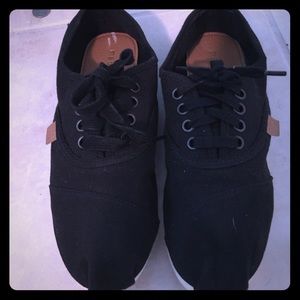 Madden Girl black canvas Sneakers