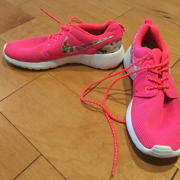 women's customized Roshes