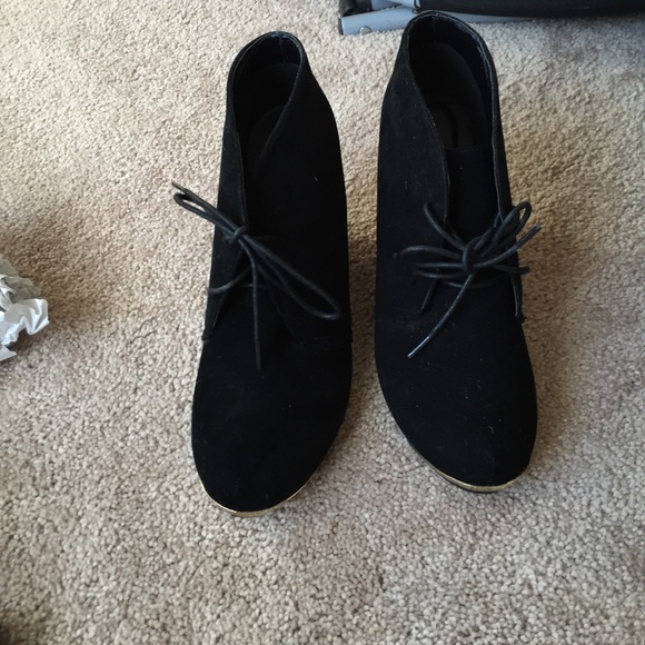 All black wedges !!