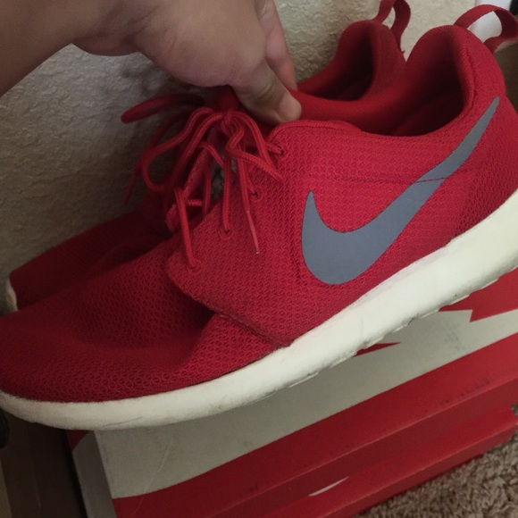Sport Red Roshe Run
