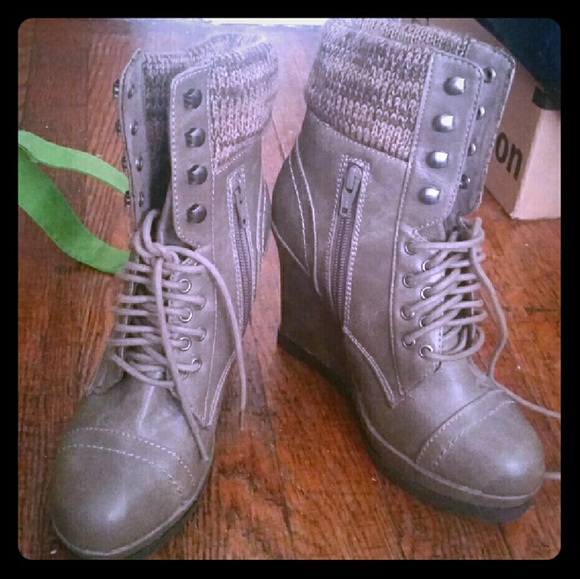 Brown Wedged Boots