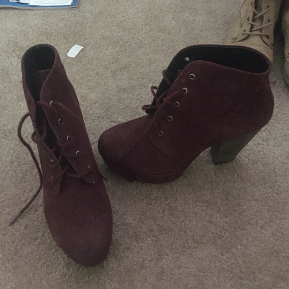 3" heeled red suede booties