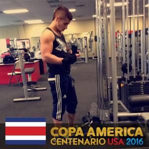 Meet your Posher, Luis