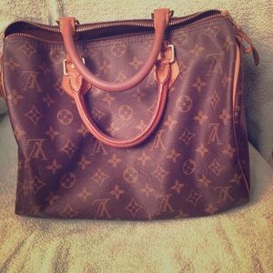 Louis Vuitton Speedy 30