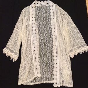 🔴 SOLD White Lace Kimono