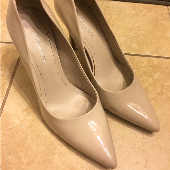 BCBG Nude/Taupe Heels