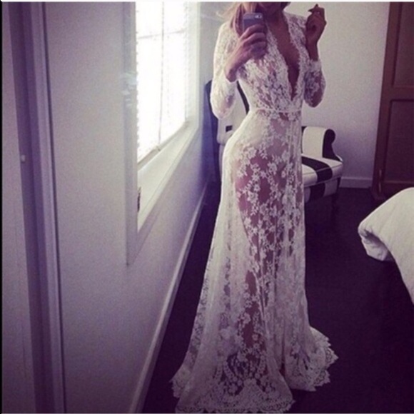 💕LAST ONE! New eyelash lace coverup maxi dress - Picture 3 of 4