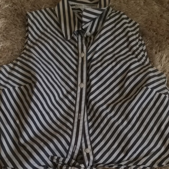 Tie up shirt