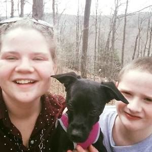 Meet your Posher, Cara