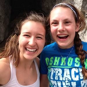 Meet your Posher, Olivia