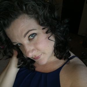 Meet your Posher, Kari