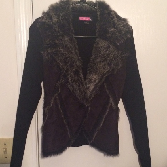 Sweater/Jacket