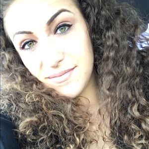 Meet your Posher, Allie