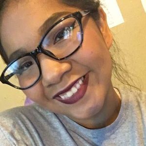 Meet your Posher, Paris