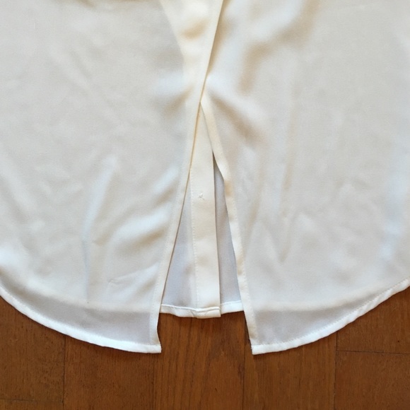 NWT Lauren Conrad top - Picture 4 of 4