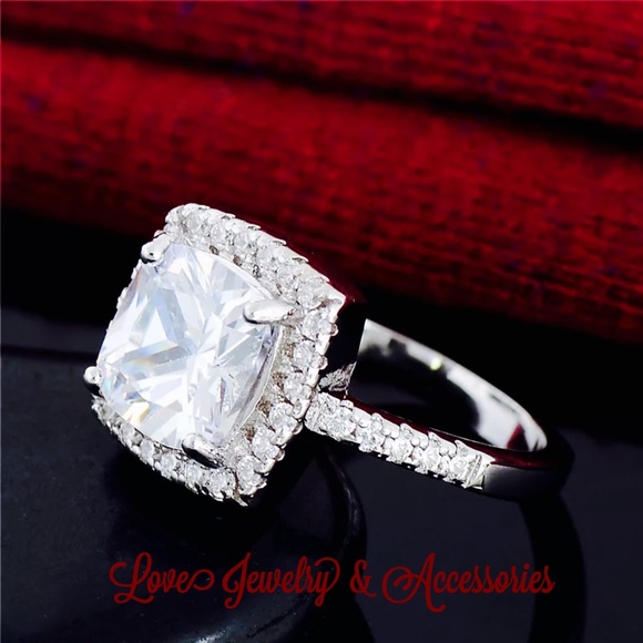 Sale❗️✂️Luxury S925 Stamped Cubic Zirconia Ring - Picture 2 of 4