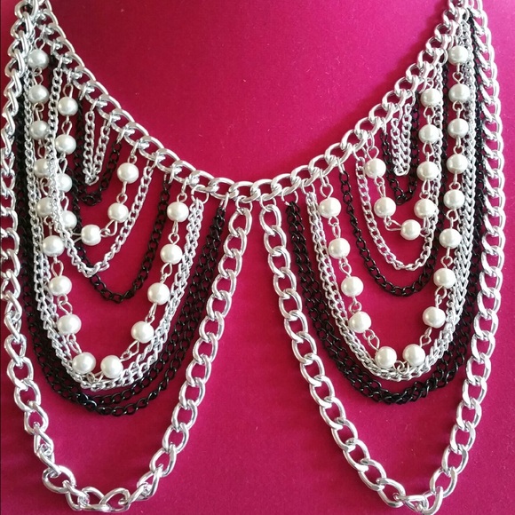 Necklace - Picture 1 of 1
