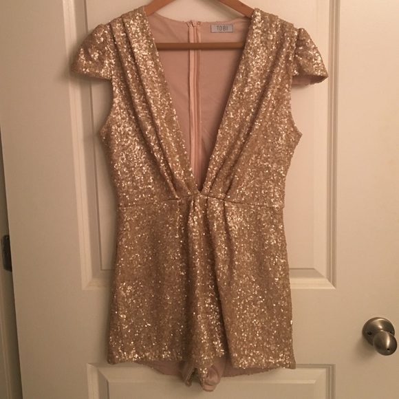 Tobi Deep V Gold Sequin Romper (Size L)