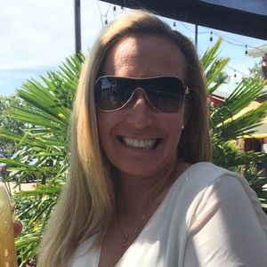 Meet your Posher, Christie