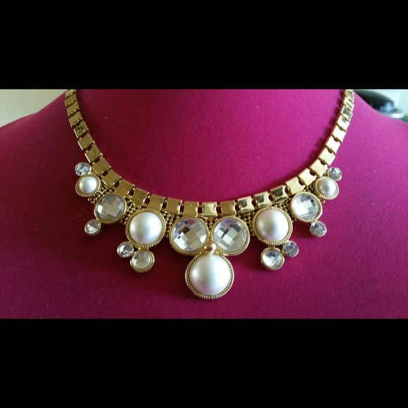 Classic necklace