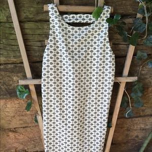 Patterned black and white dress