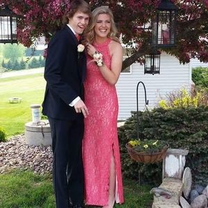 Meet your Posher, Abigail