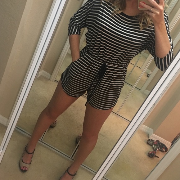 Striped 3/4 sleeve romper with keyhole back
