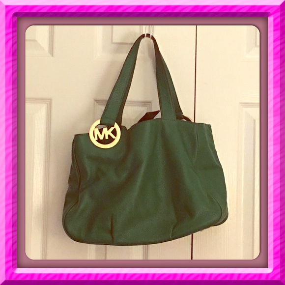 MK green purse (hunter green)❤️
