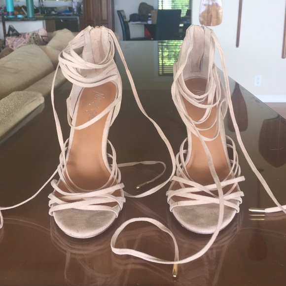 Nasty gal tie-up heels - Picture 1 of 2