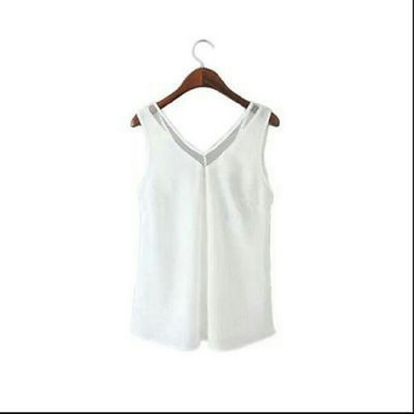HP! Sleevess Casual Blouse - Picture 2 of 2