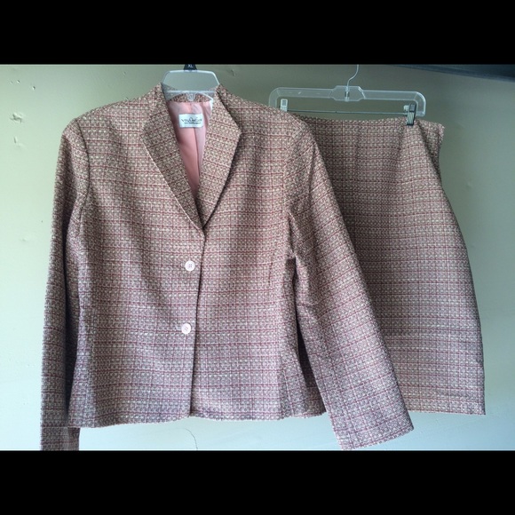 Villager Liz Claiborne pink plaid suit