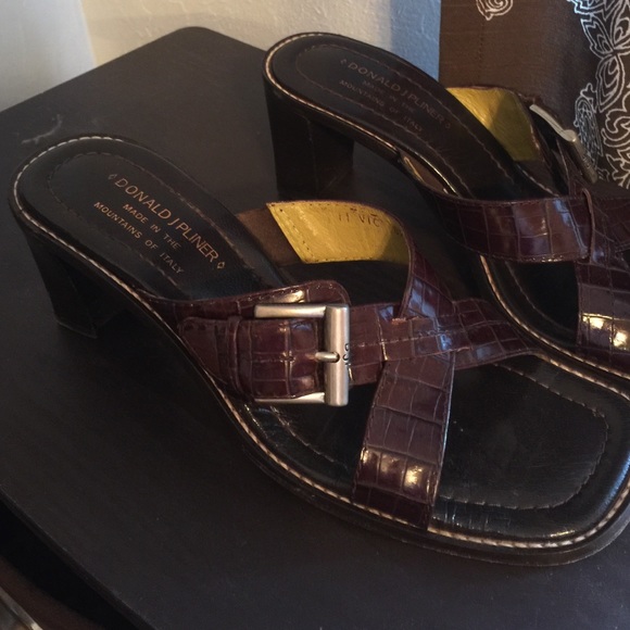 Donald j pliner brown alligator sandals