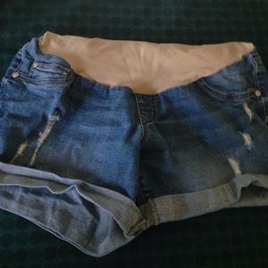 Distressed maternity shorts.