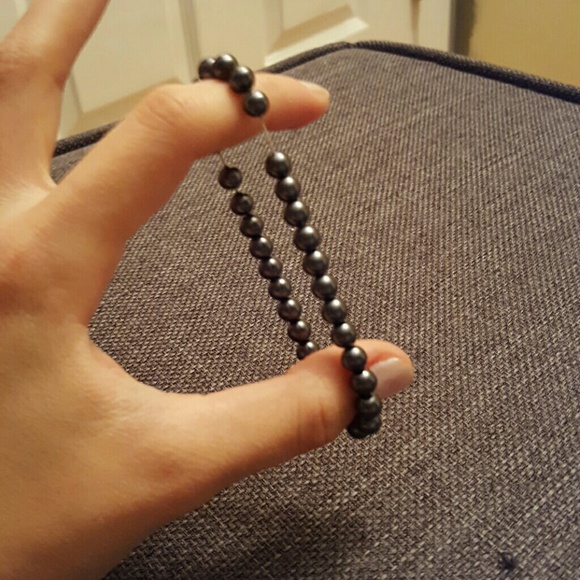 Metallic Bead Bracelet - Picture 3 of 3