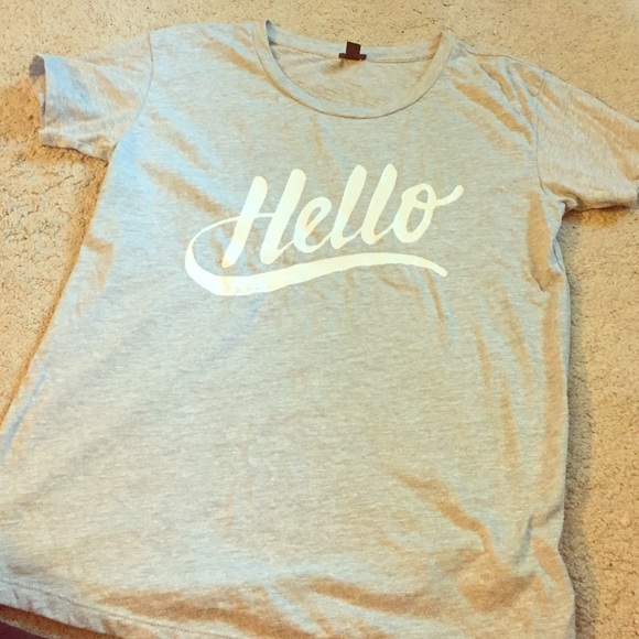 Grey "Hello" tshirt