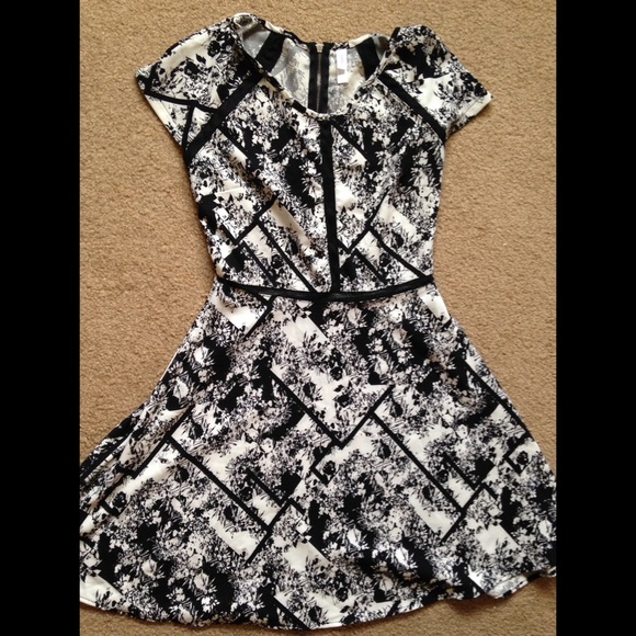 SOLD - Picture 2 of 3