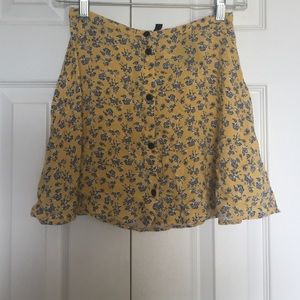 H&M button up skirt