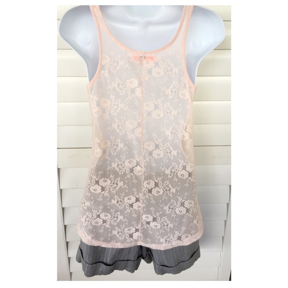 ⚫️🎋 BSK Bershka Lace Back Tank Top - Picture 2 of 4