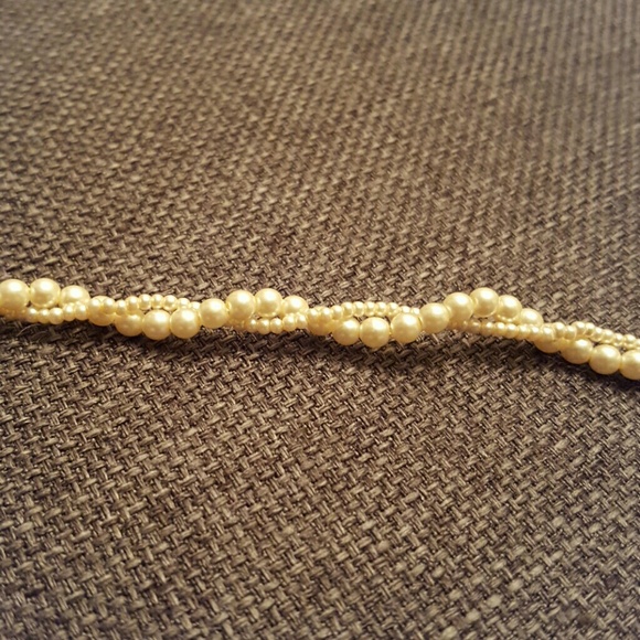 Pearl Bracelet - Picture 2 of 3