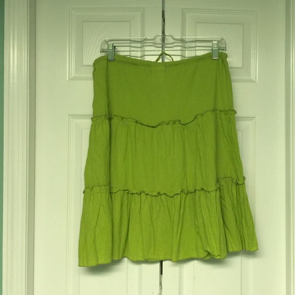Tommy Bahama lime green skirt. - Picture 2 of 2